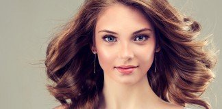 Frisuren-Guide für runde Gesichter: Wie Sie die ideale Haarpracht wählen