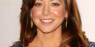 Alyson Hannigan Frisuren Rot Langhaarfrisur Locken bukley/shutterstock.com