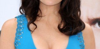 Frisuren Carla Gugino Langhaarfrisur Pony Helga Esteb / Shutterstock.com