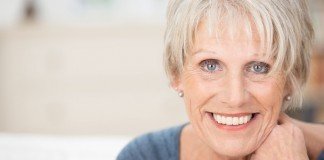 Frisuren Haarpflege Dame Senioren Haare
