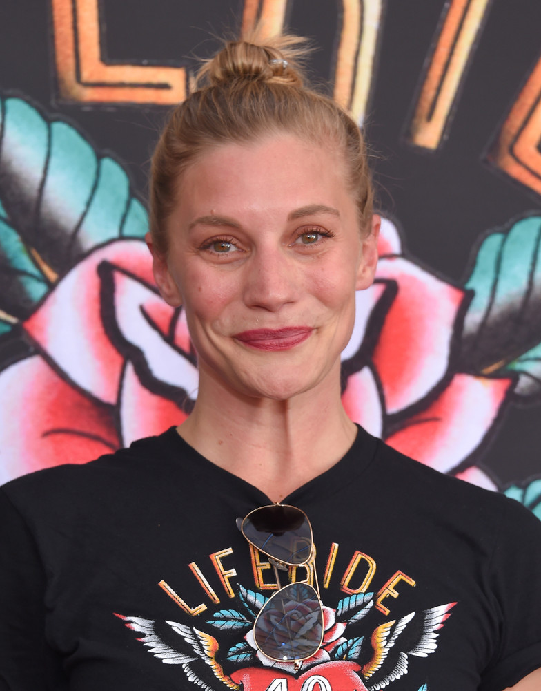 Katee Sackhoff Frisuren Freizeit Dutt