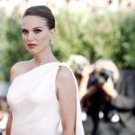 Natalie Portman Frisuren Dutt Sleek Look Zopf