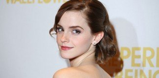 Emma Watson Hochsteckfrisuren Langhaarfrisur Mittellang Braun Featureflash Photo Agency / Shutterstock.com