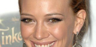 Hilary Duff Frisuren Blond Hochsteckfrisur Langhaarfrisur s_bukley / Shutterstock.com