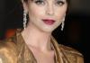 Christina Ricci Frisuren Hairstyle Brunett Langhaar Bob Pony kurzer Pony Featureflash Photo Agency Shutterstock.com