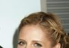 Sarah Michelle Gellar Frisuren Hairstyle Blond Langhaarfrisur Flechtfrisur Zopf Entertainment Press Shutterstock.com