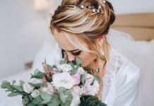 Die 25 Besten Frisuren dieser Hochzeitssaison Hochzeit Frisuren Ideen - Blond Hochsteckfrisur