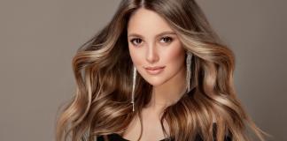 Revolutioniere Deinen Look! Die neuesten Trends in Sachen Haarfarbe & Haartönung 2023!